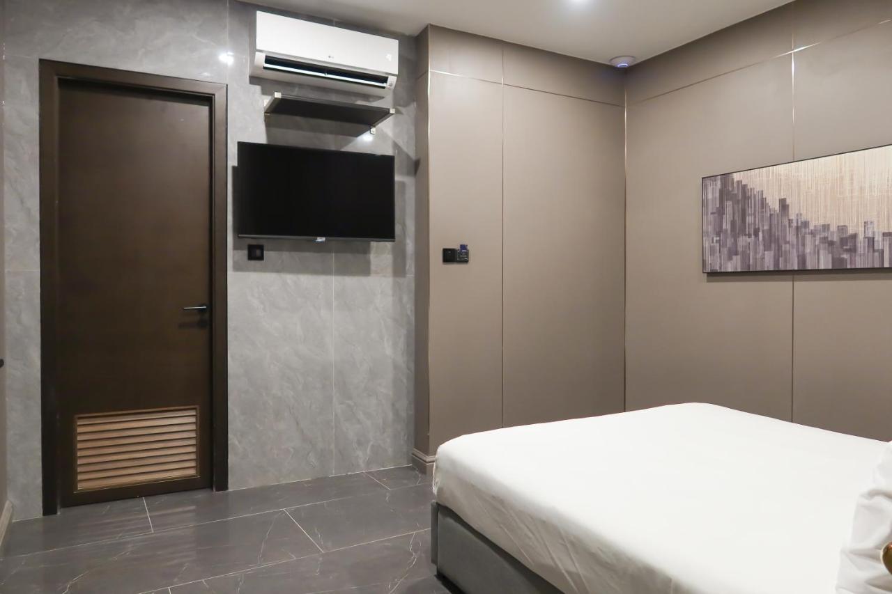 Recharge Studio Apartment & Suites Singapur Exterior foto